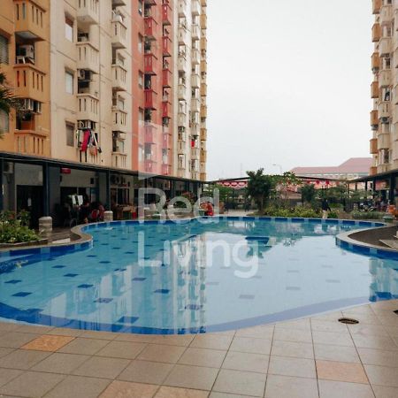 Redliving Apartemen Casablanca East Residence - Kayla Property Tower B Джакарта Екстериор снимка