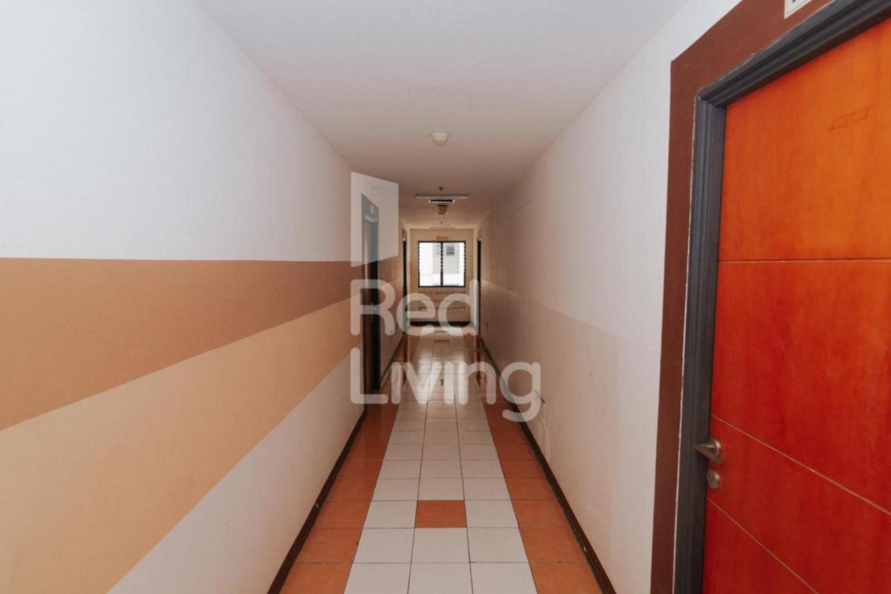 Redliving Apartemen Casablanca East Residence - Kayla Property Tower B Джакарта Екстериор снимка