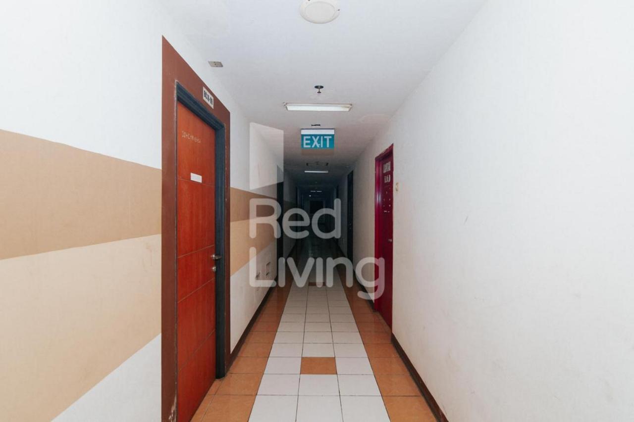 Redliving Apartemen Casablanca East Residence - Kayla Property Tower B Джакарта Екстериор снимка