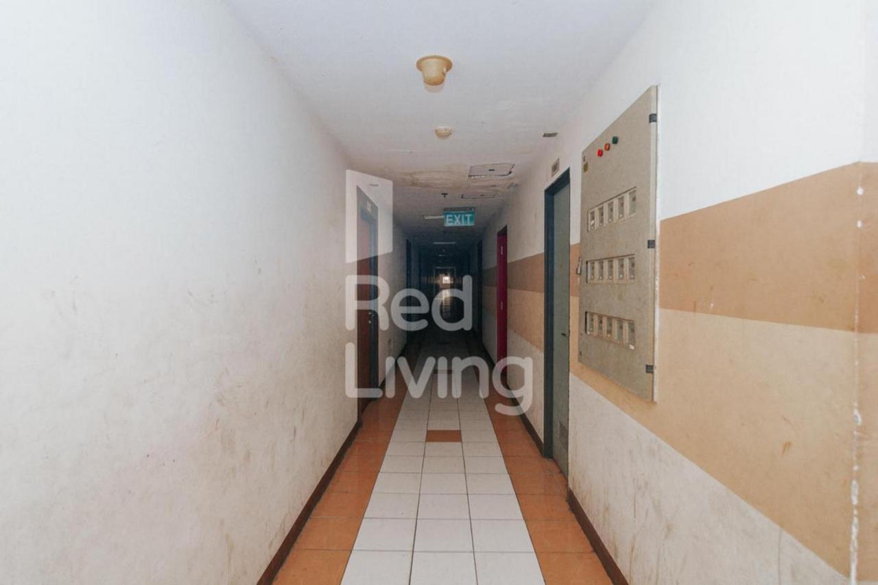 Redliving Apartemen Casablanca East Residence - Kayla Property Tower B Джакарта Екстериор снимка
