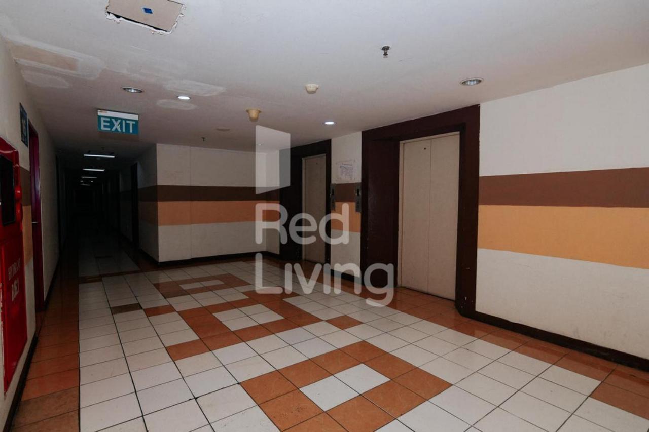 Redliving Apartemen Casablanca East Residence - Kayla Property Tower B Джакарта Екстериор снимка