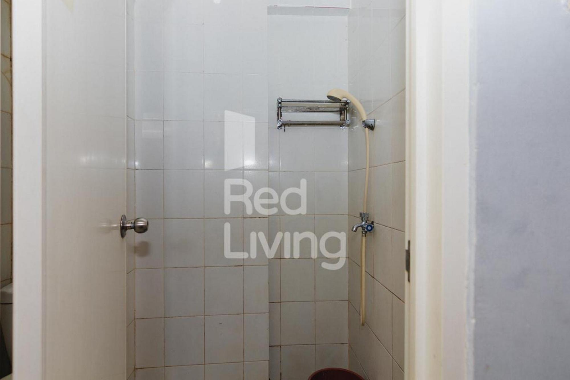 Redliving Apartemen Casablanca East Residence - Kayla Property Tower B Джакарта Стая снимка