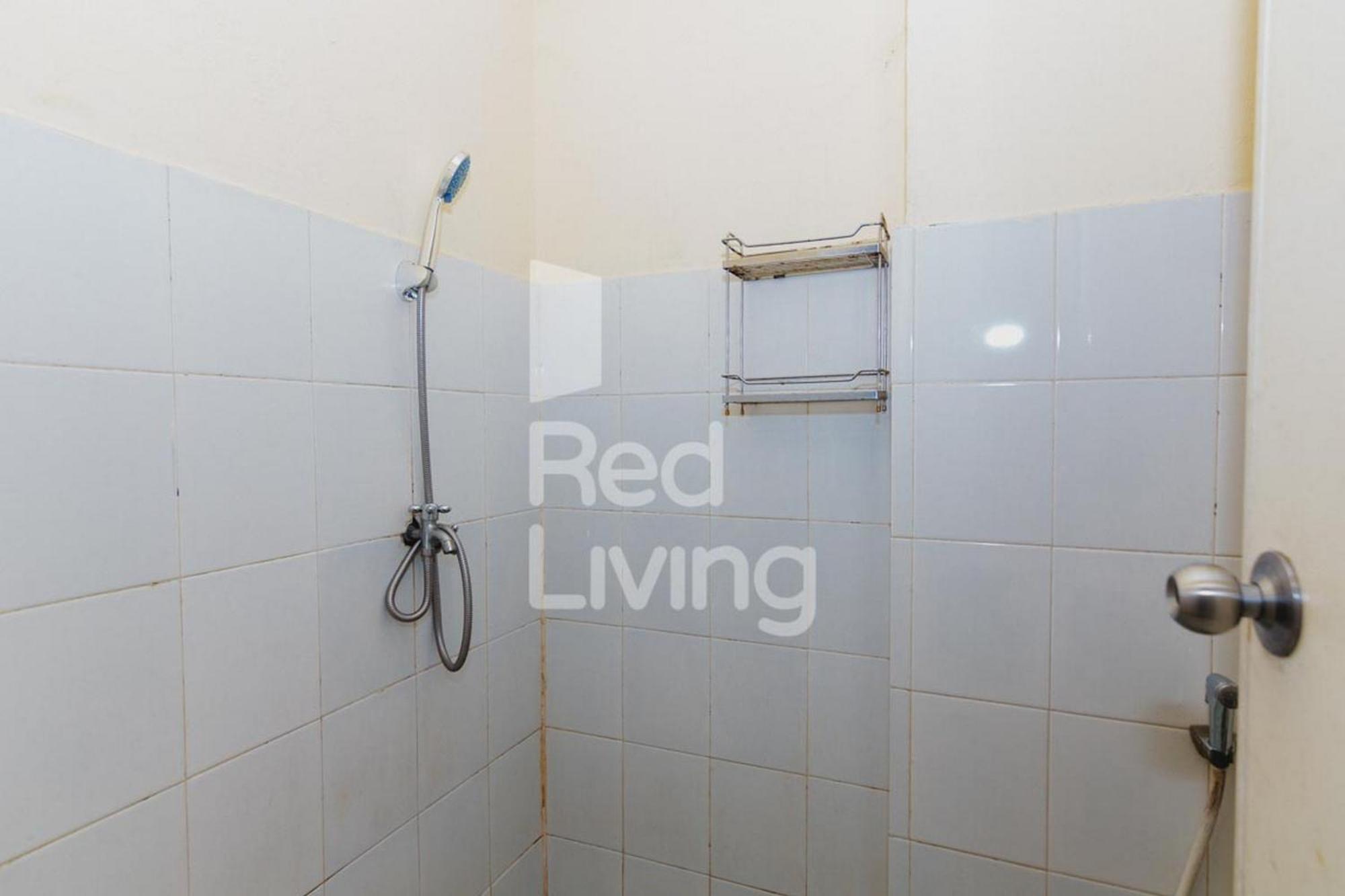 Redliving Apartemen Casablanca East Residence - Kayla Property Tower B Джакарта Стая снимка